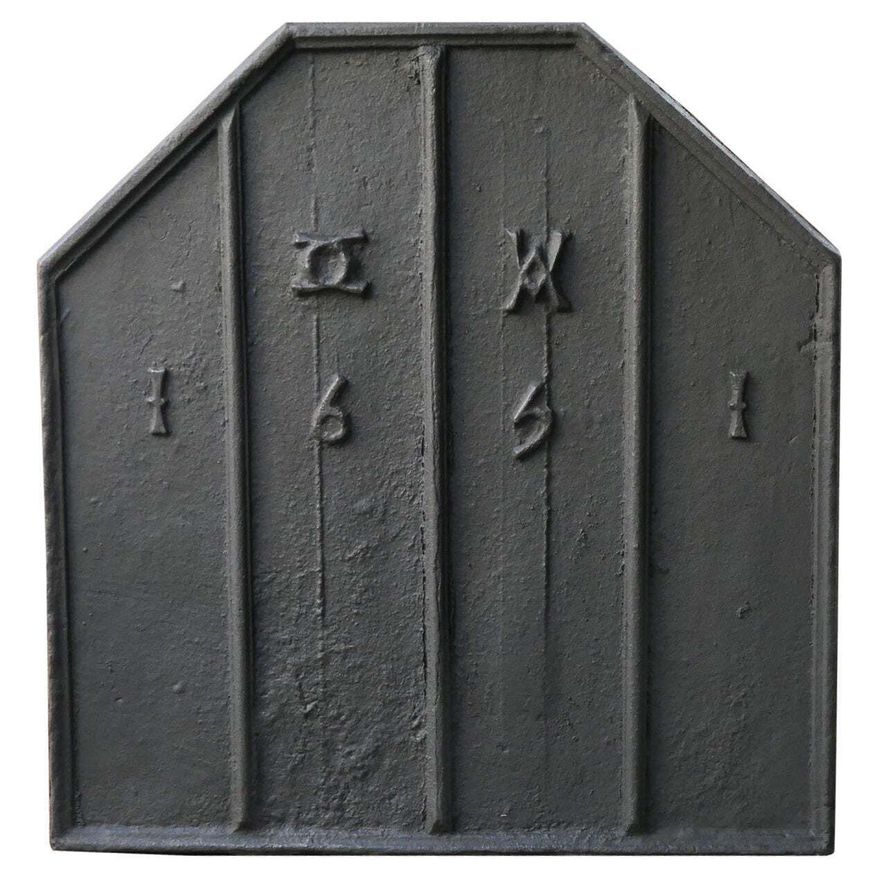 French Louis XIII Style 'Coat Of Arms' Fireback / Backsplash