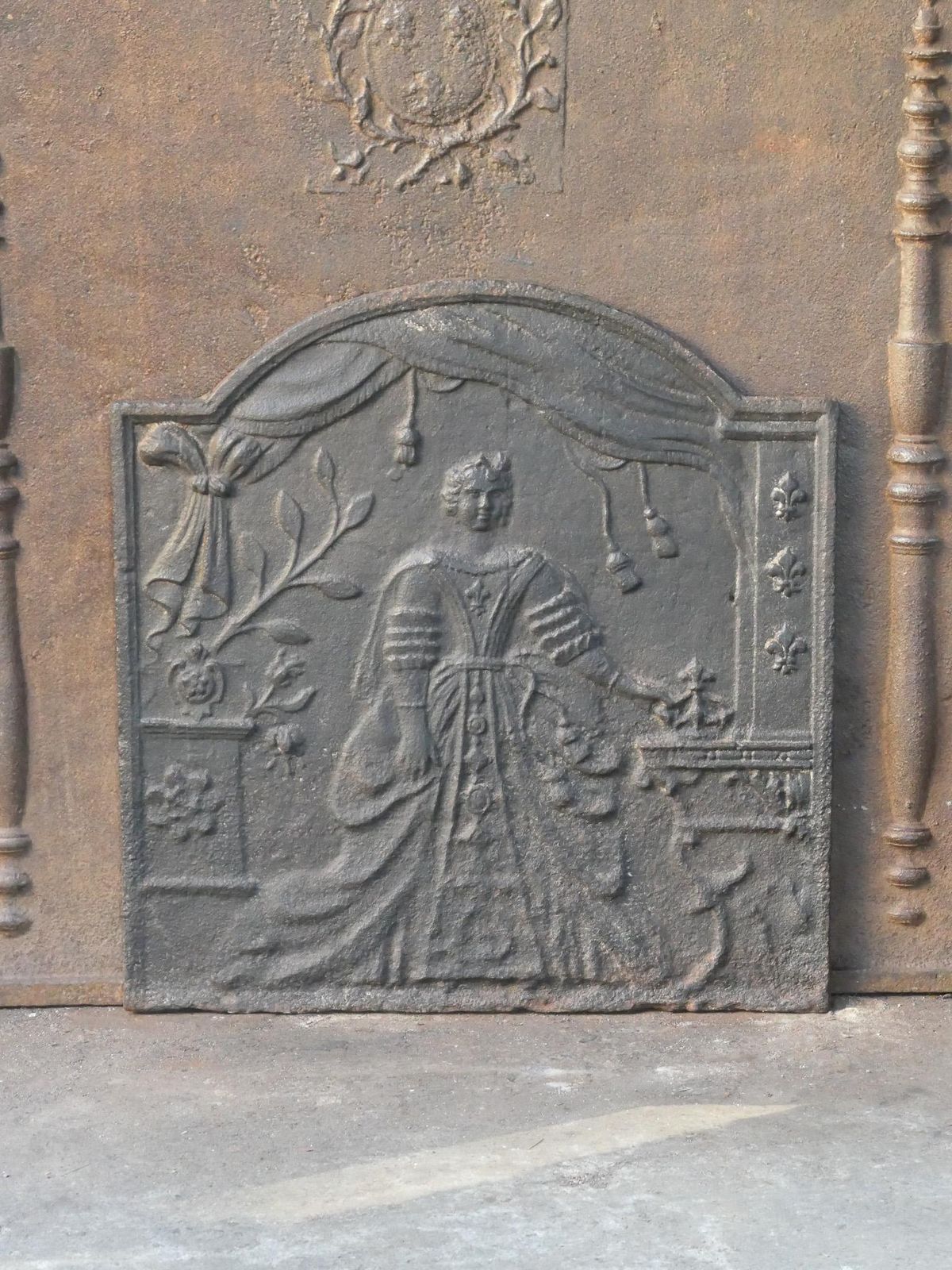 19th Century French 'Marie Leszczyńska' Fireback photo furniture