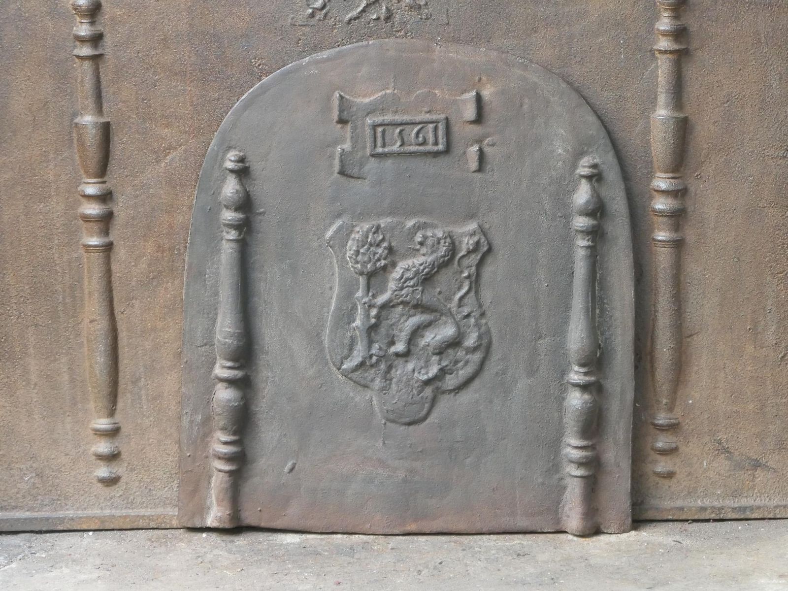 French Louis XIV Style 'Coat Of Arms' Fireback / Backsplash, 20th Century photo 422.0