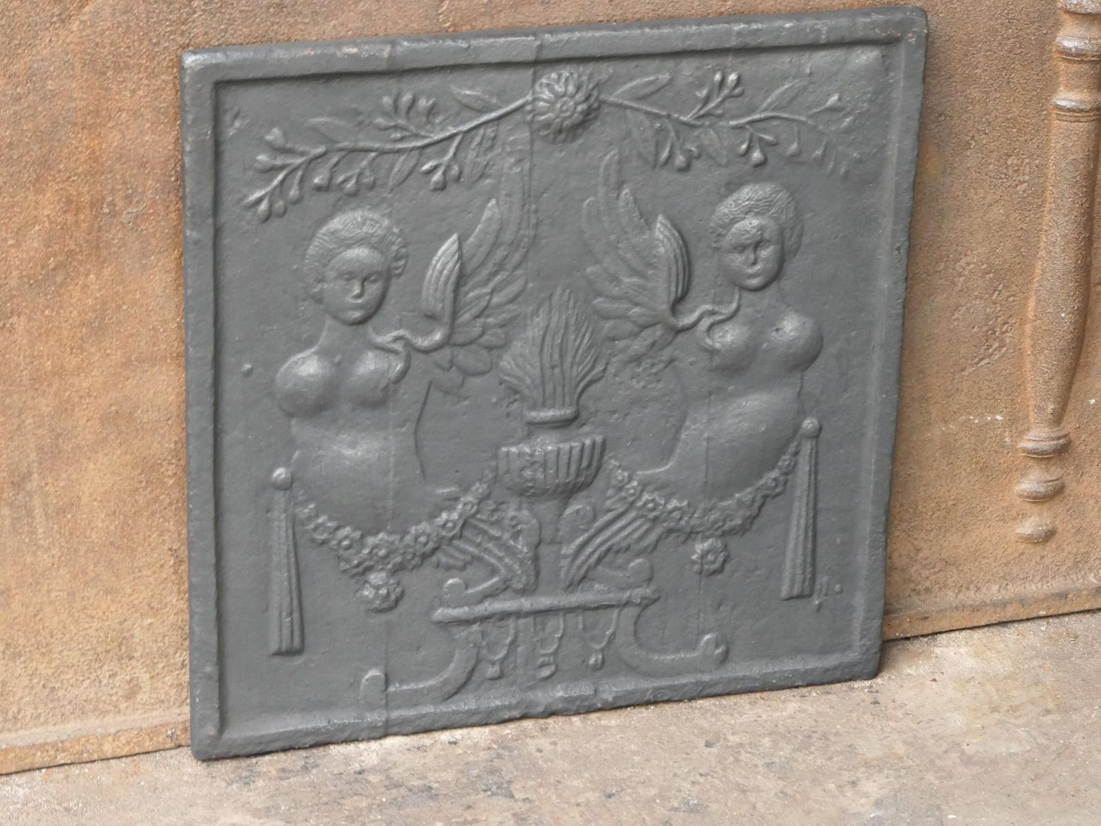 Antique French 'Allegory Of Love' Fireback / Backsplash, 18th 19th Century photo vinterior