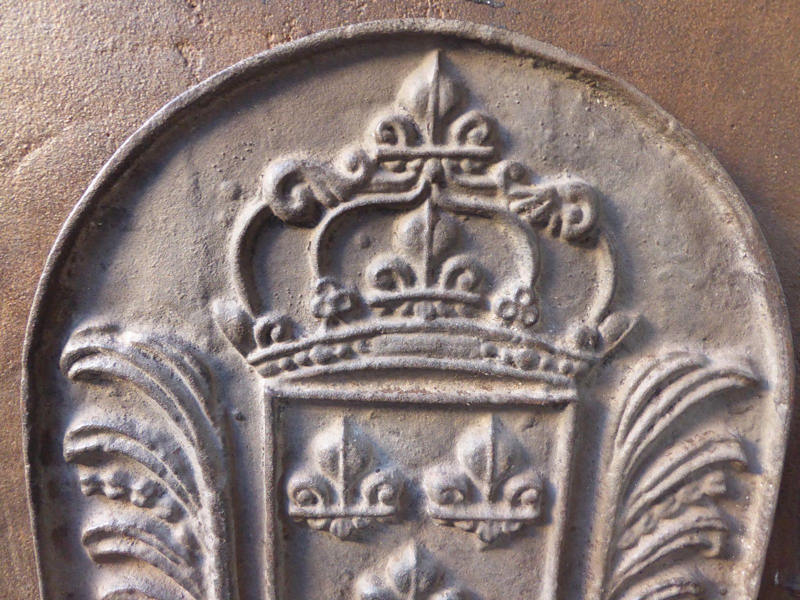French Louis XV Style 'Arms Of France' Fireback / Backsplash photo vinterior