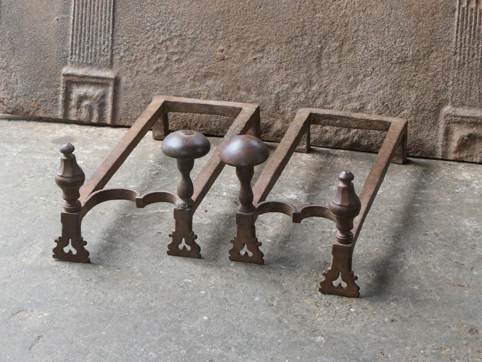French Louis XV Period Fireplace Grate Or Fire Basket, 18th Century photo vinterior