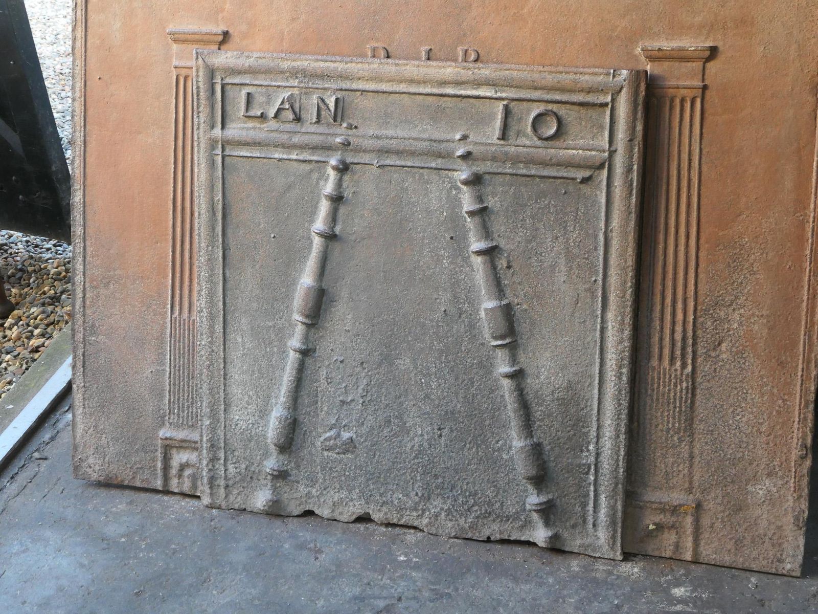Antique French 'Revolution' Fireback / Backsplash, 18th Century photo 661.0