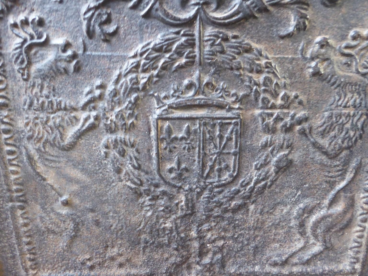 Antique French 'Arms Of France And Navarre' Fireback / Backsplash, 17th Century photo vinterior