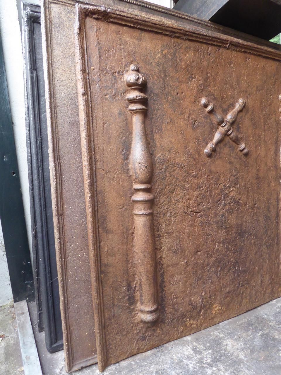 Louis XIV 'Saint Andrew's Cross' Fireback / Backsplash, 18th Century French photo 1600.0