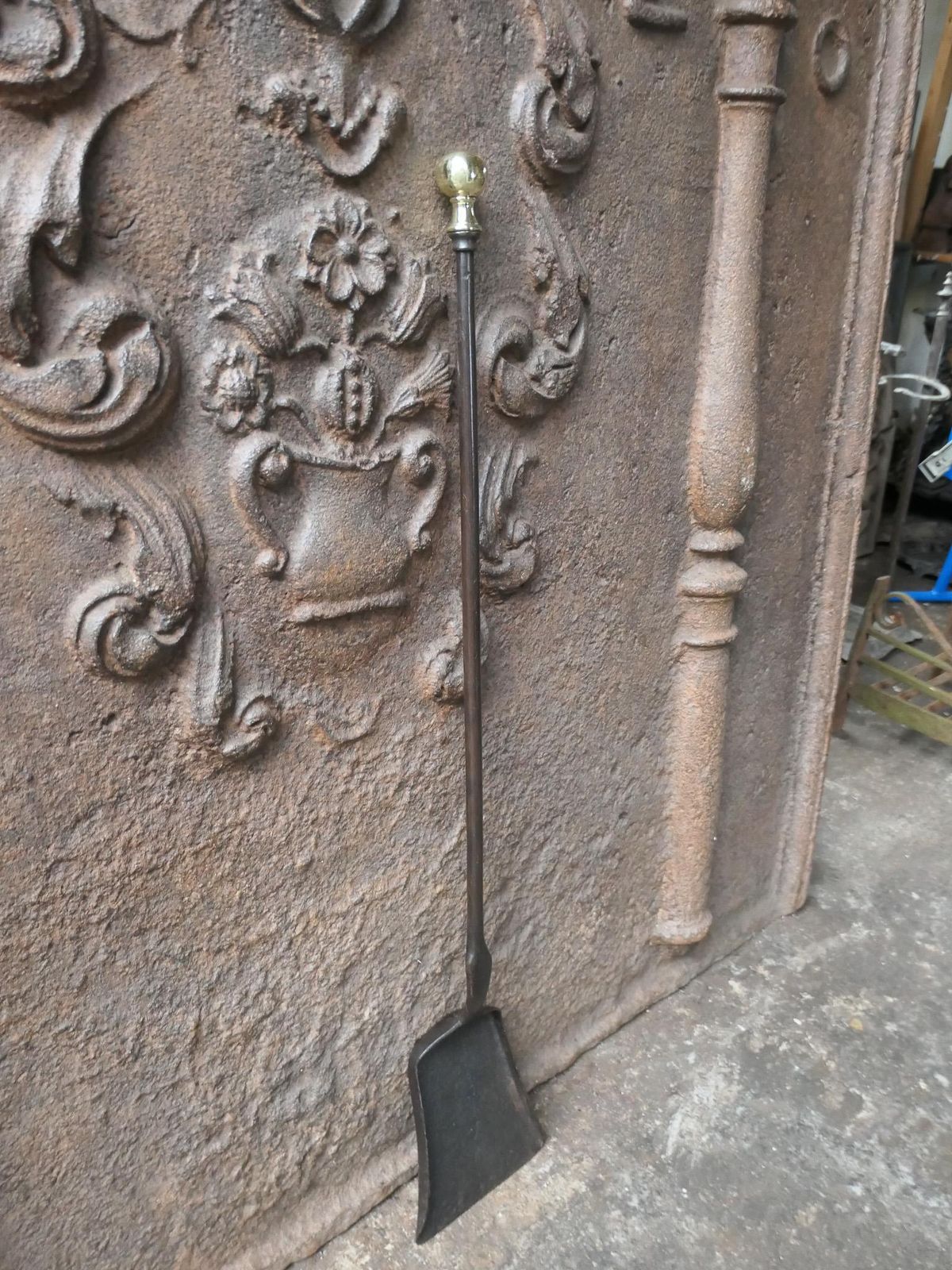 18th Century Dutch Louis XV Fireplace Shovel photo for sale