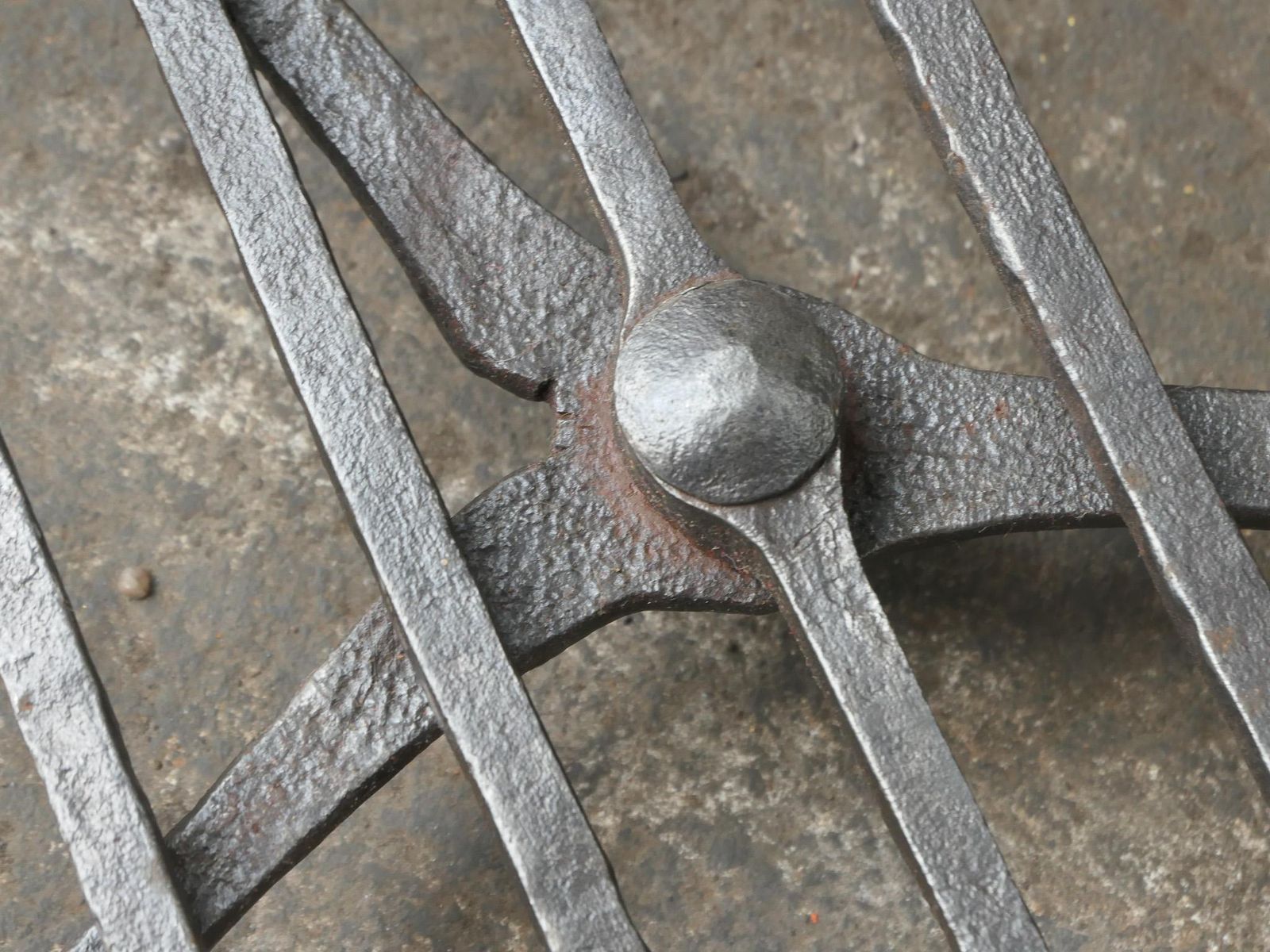 Hand Forged 17th Century French Louis XIV Period Rotating Gridiron photo vintage