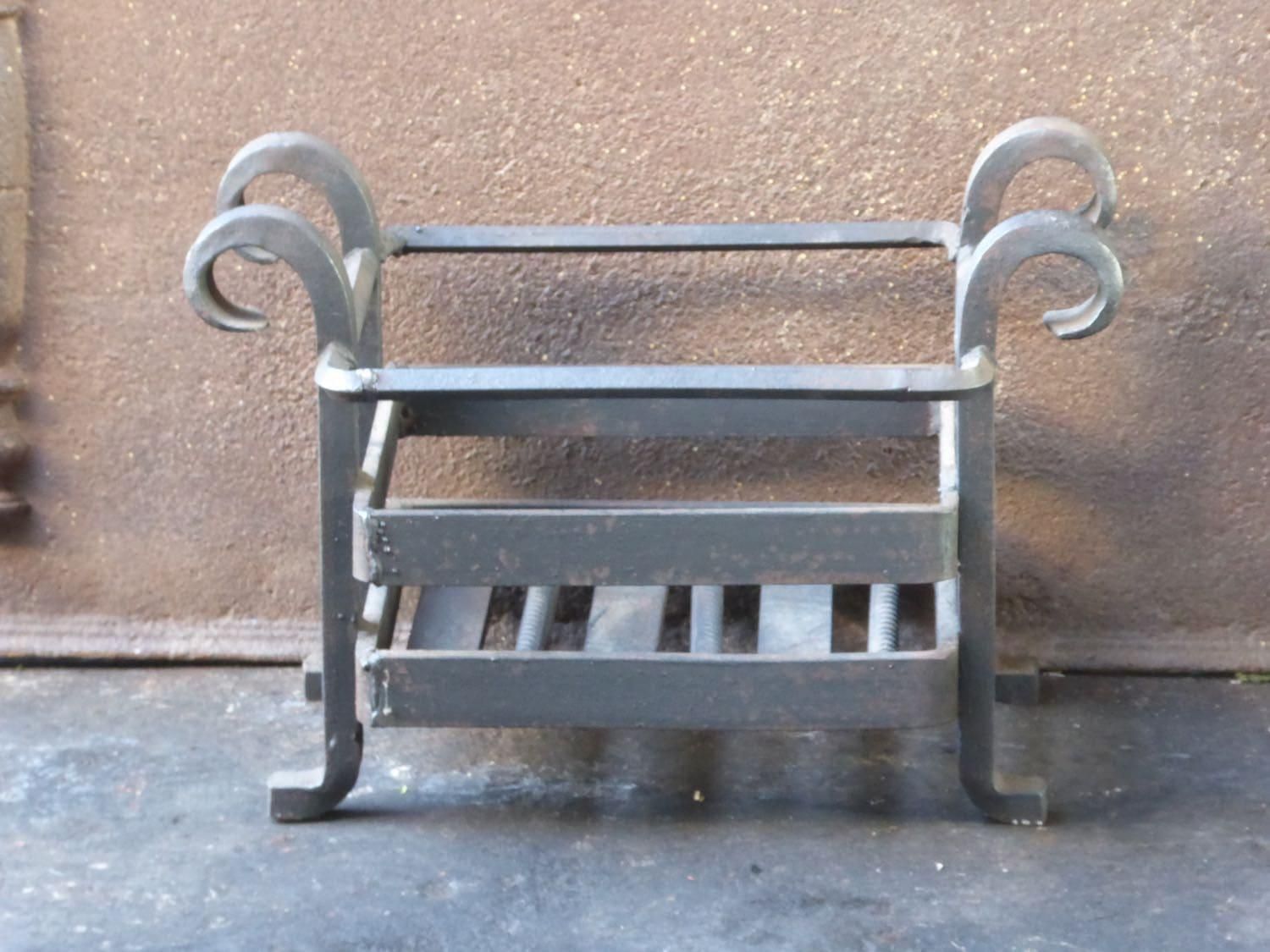 English Victorian Style Fireplace Grate Or Fire Basket, 20th Century photo furniture