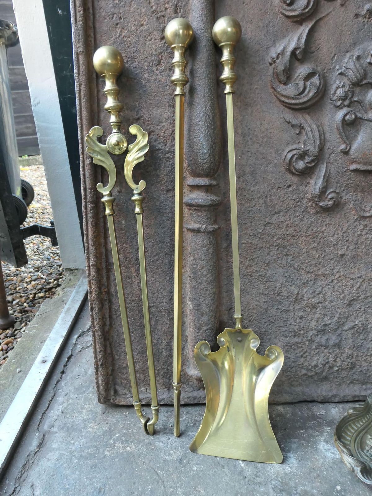 photo vintage Victorian Period English Fire Poker Or Fireplace Poker
