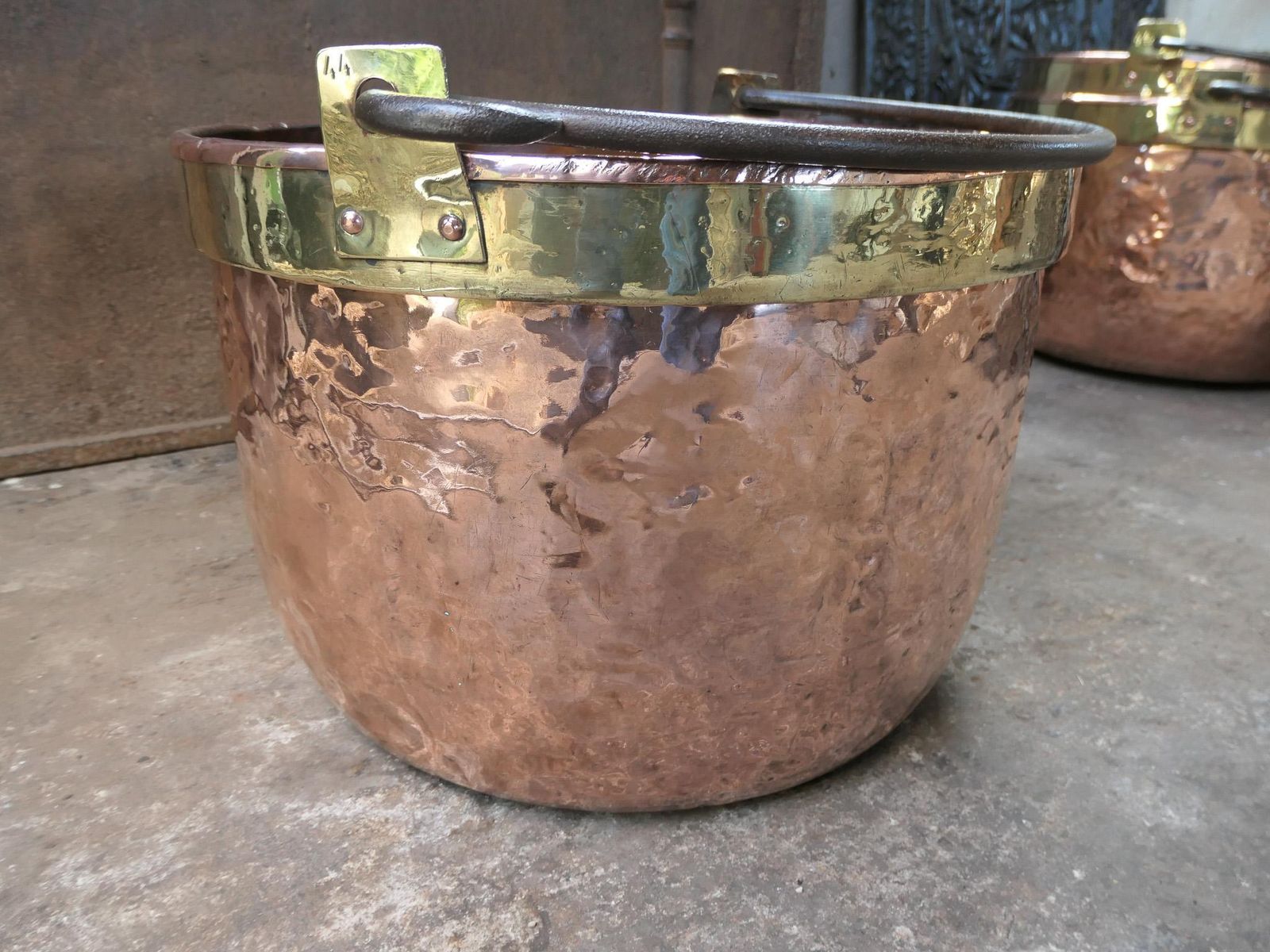 466.0 18th Century Antique Dutch Polished Copper Firewood Basket photo