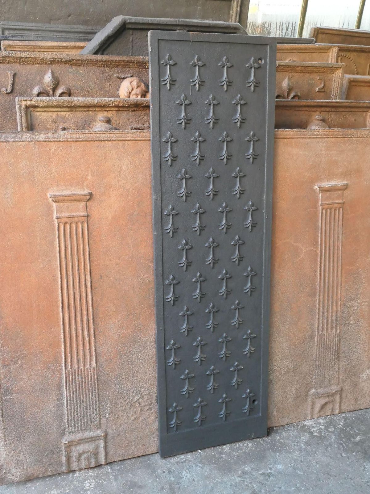 Louis XV Style Fireback / Backsplash, 20th Century photo 576.0