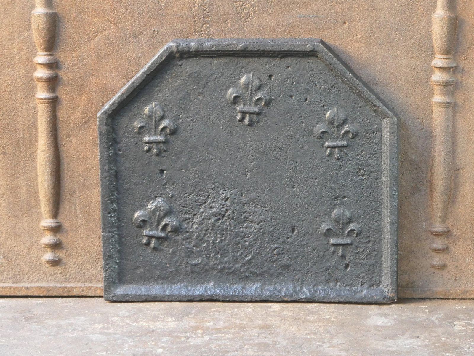 Early 18th Century French Louis XIV Fireback / Backsplash With Fleurs De Lys photo Home Fixtures