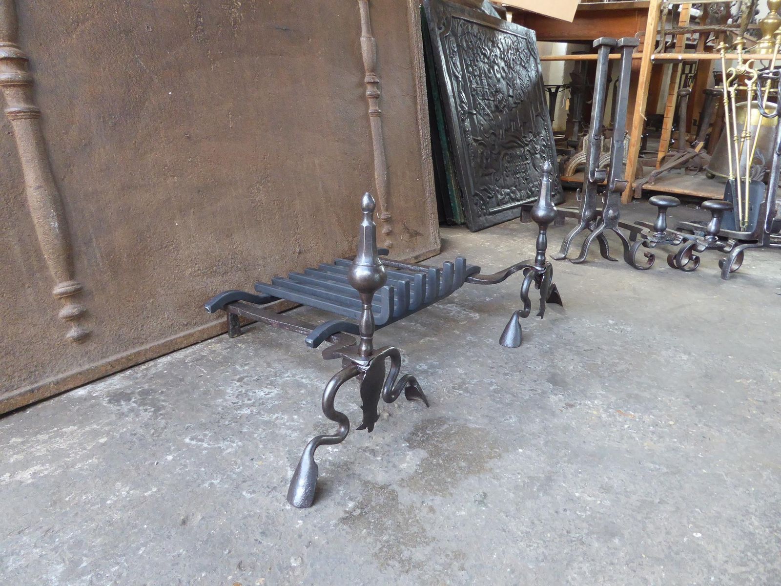 photo vinterior Antique French Louis XV Fire Grate, Fireplace Grate, 18th Century