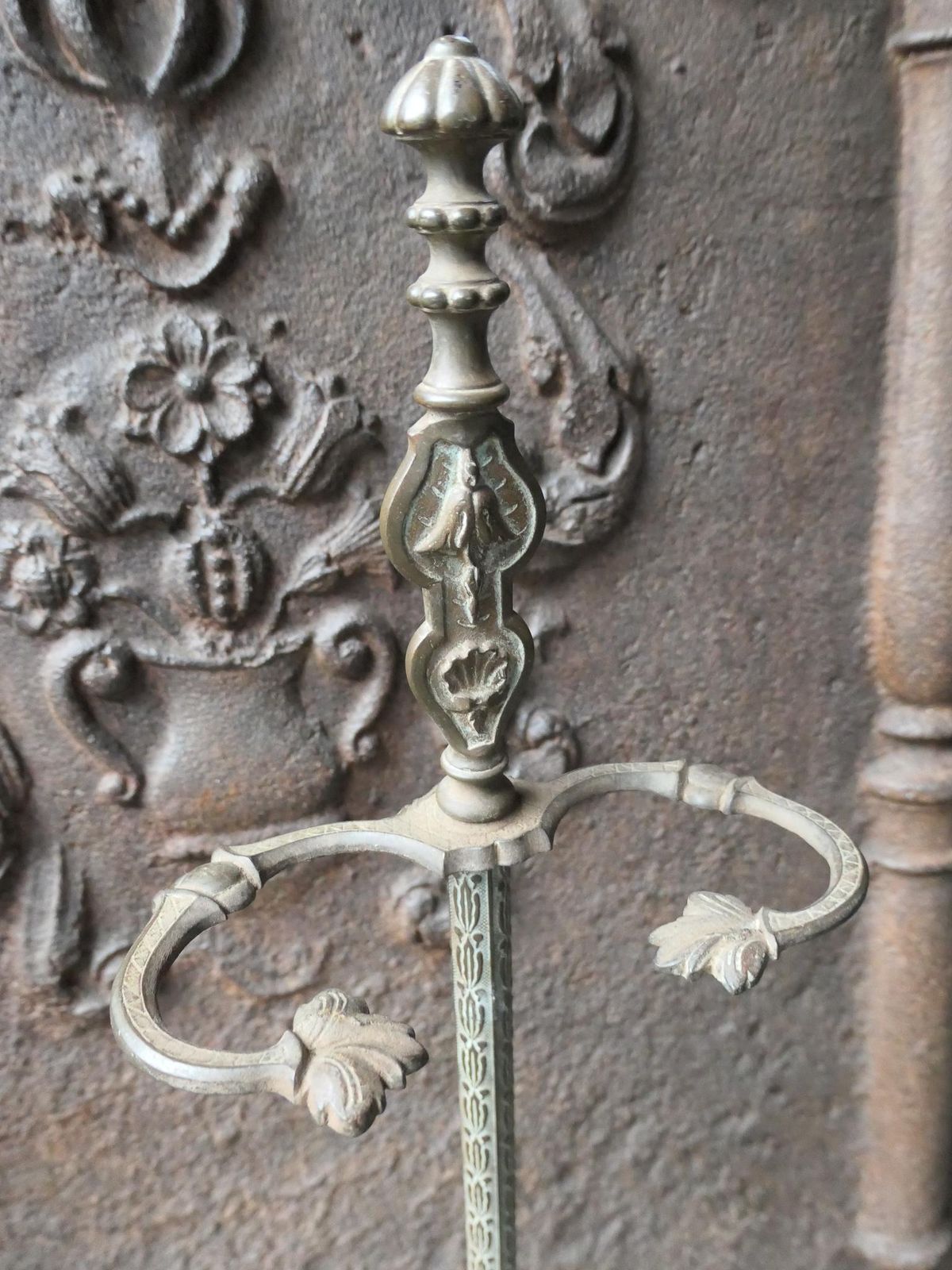photo furniture Antique 18th   19th C. English Georgian Fire Companion Set