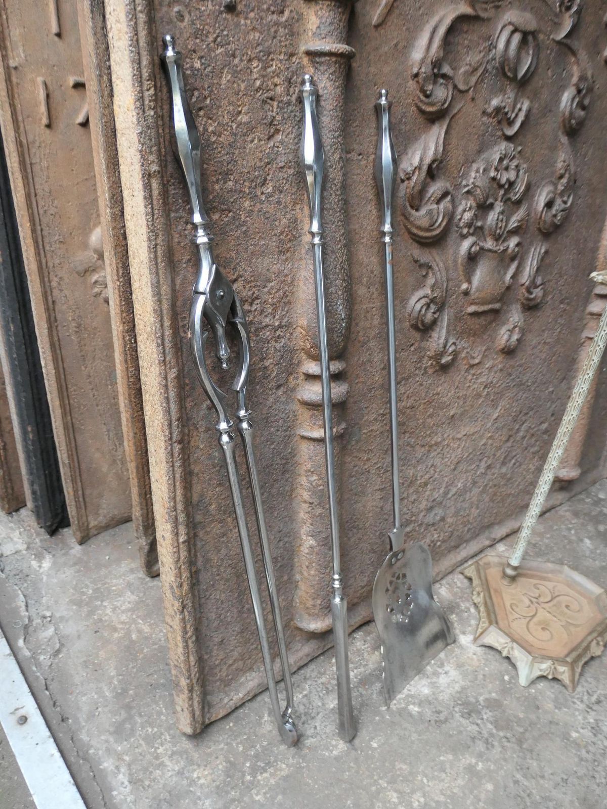 1275.0 Antique 18th   19th C. English Georgian Fire Companion Set photo