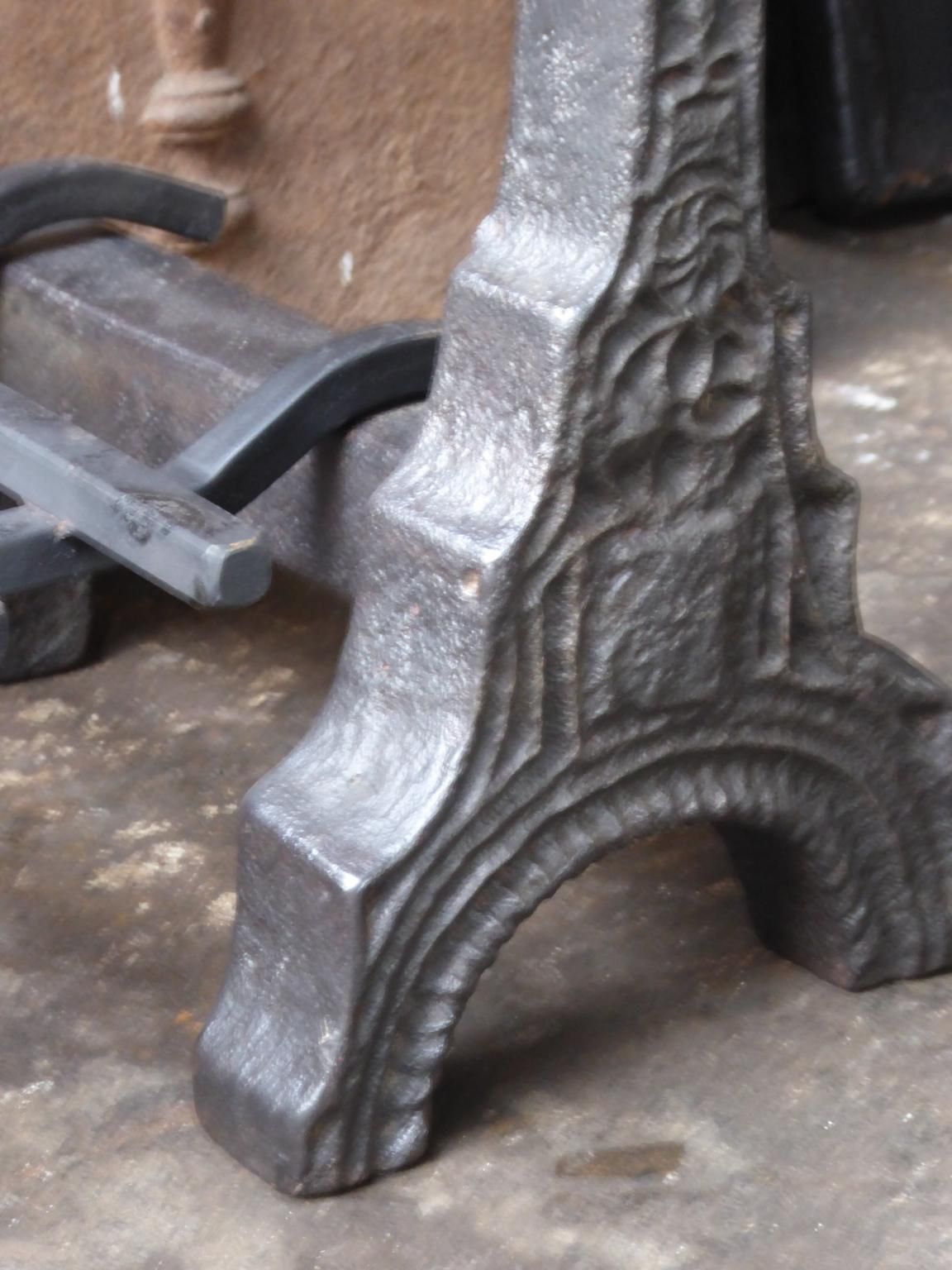 photo vinterior French Gothic Fireplace Grate Or Fire Basket, 15th Century