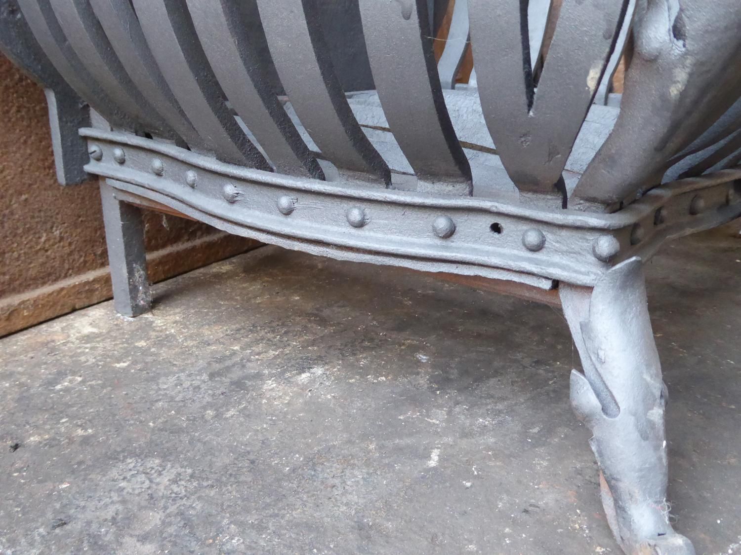 photo vintage Large Dutch Art Nouveau Fireplace Grate, Fire Grate