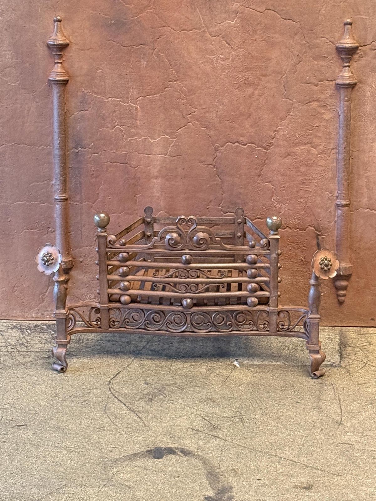 Art Nouveau Period 'Ringlever' Fireplace Log Grate, Early 20th Century photo vinterior
