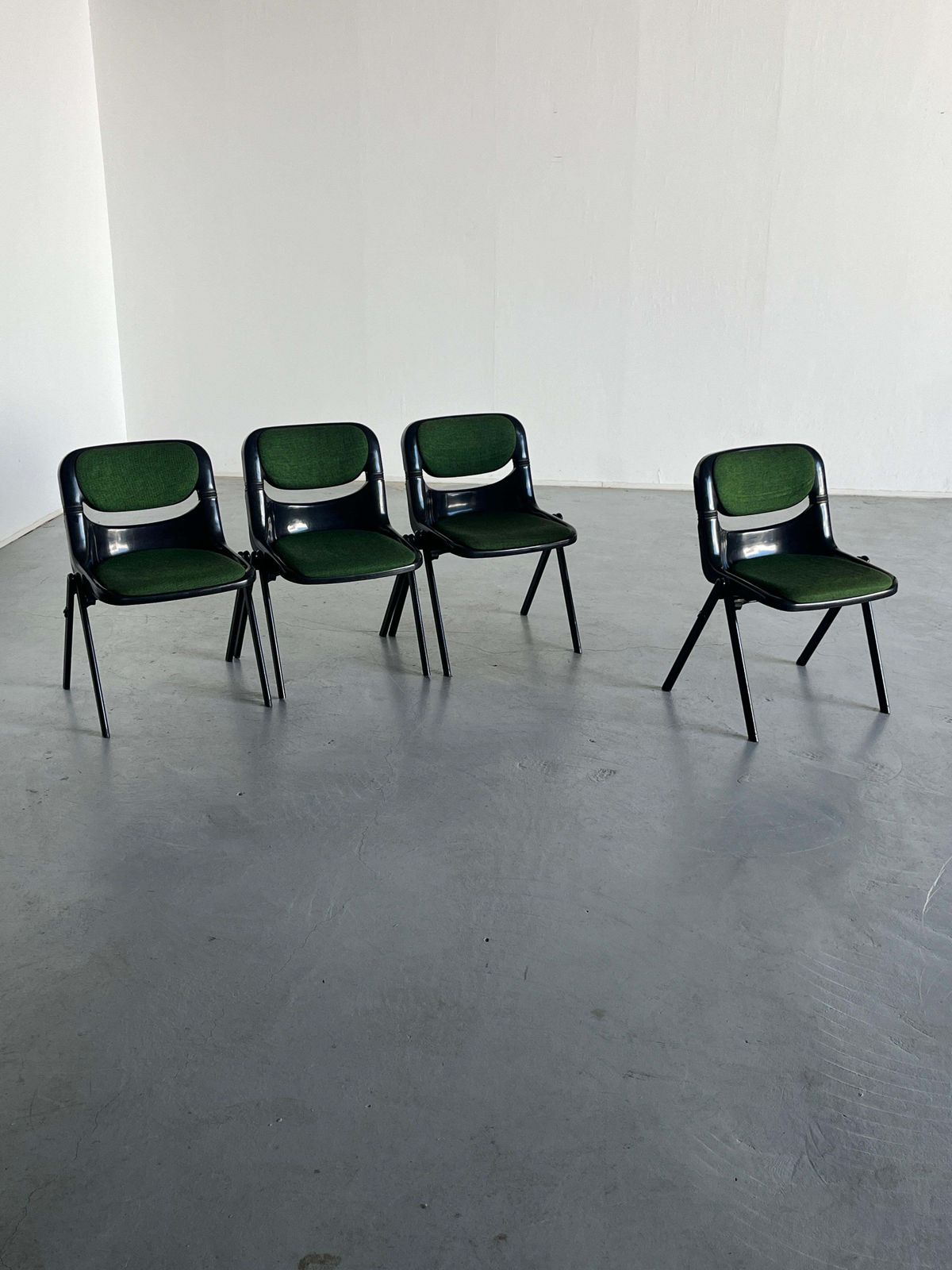 Set Of 4 Space Age Desk Chairs By Giancarlo Piretti And Emilio Ambasz For Dorsal photo Furniture