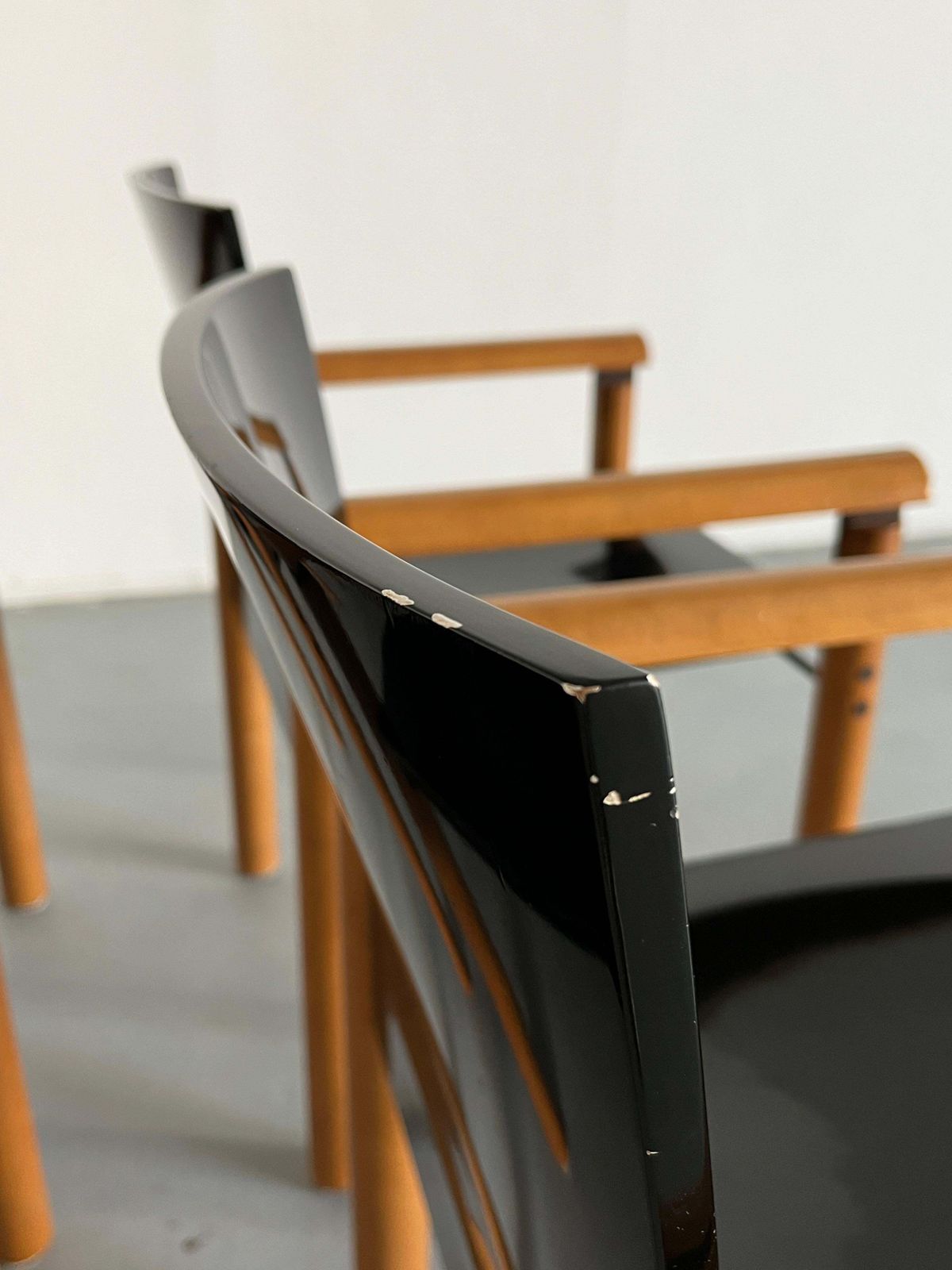 photo buy 1 Of 6 Elegant Modernist Armchairs In Dark Gloss Finish, Attributed To Artelano