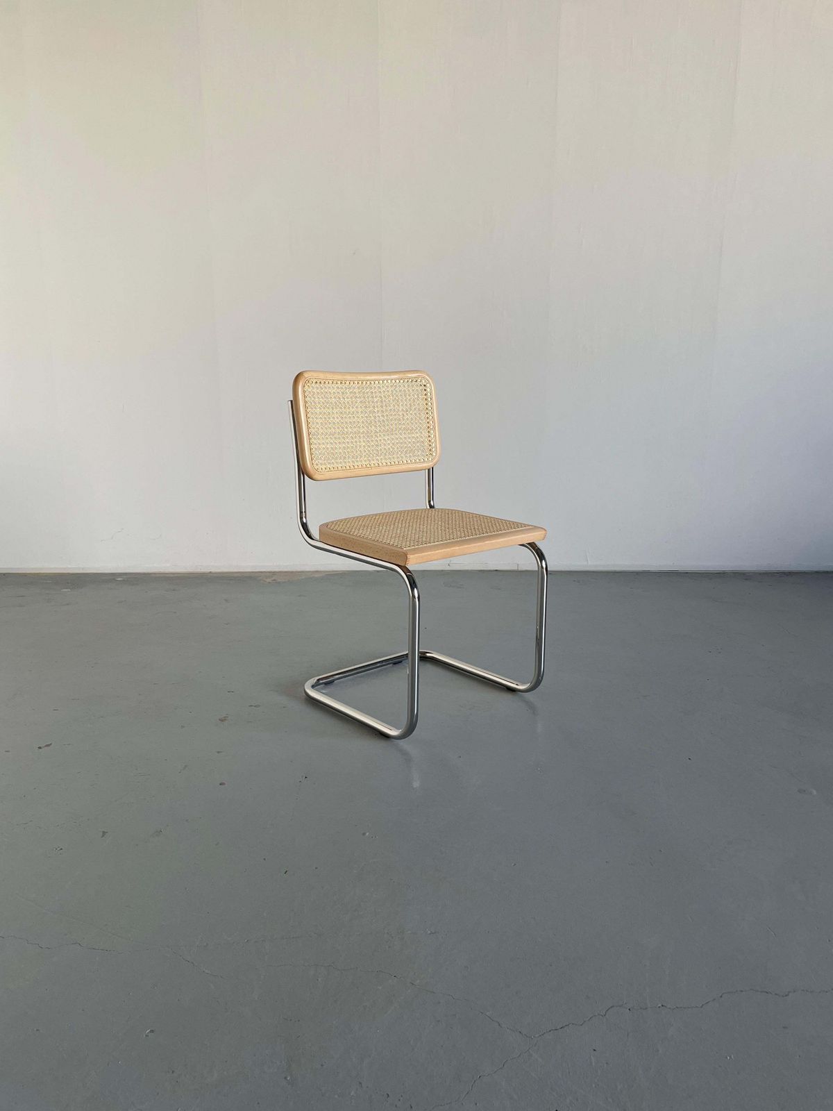Cesca Mid Century Cantilever Chair, Marcel Breuer B32 Design photo for sale
