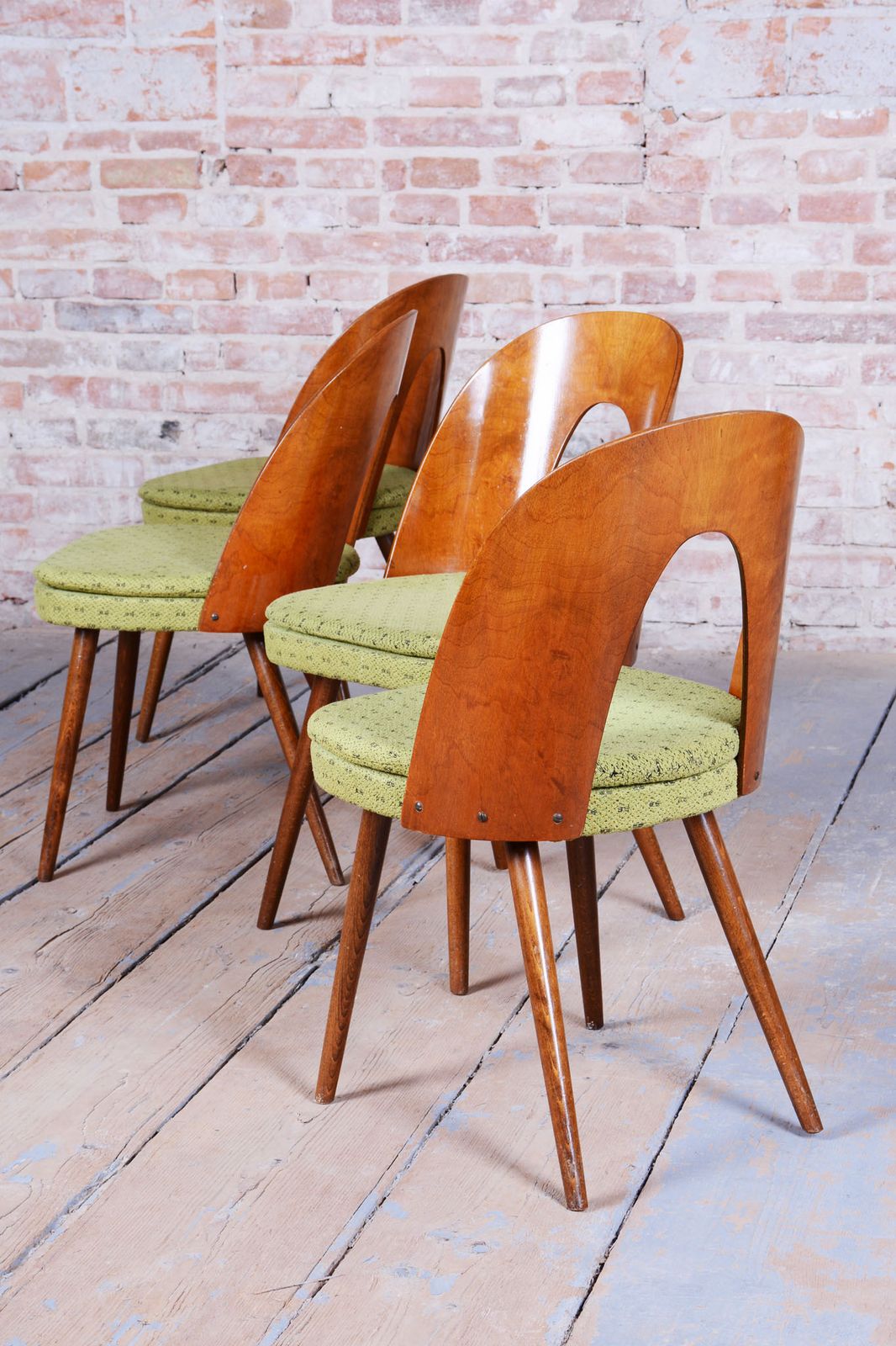 Set Of Four Original Mid Century Chairs, By Antonín šuman, Walnut, Czech, 1950s photo vintage