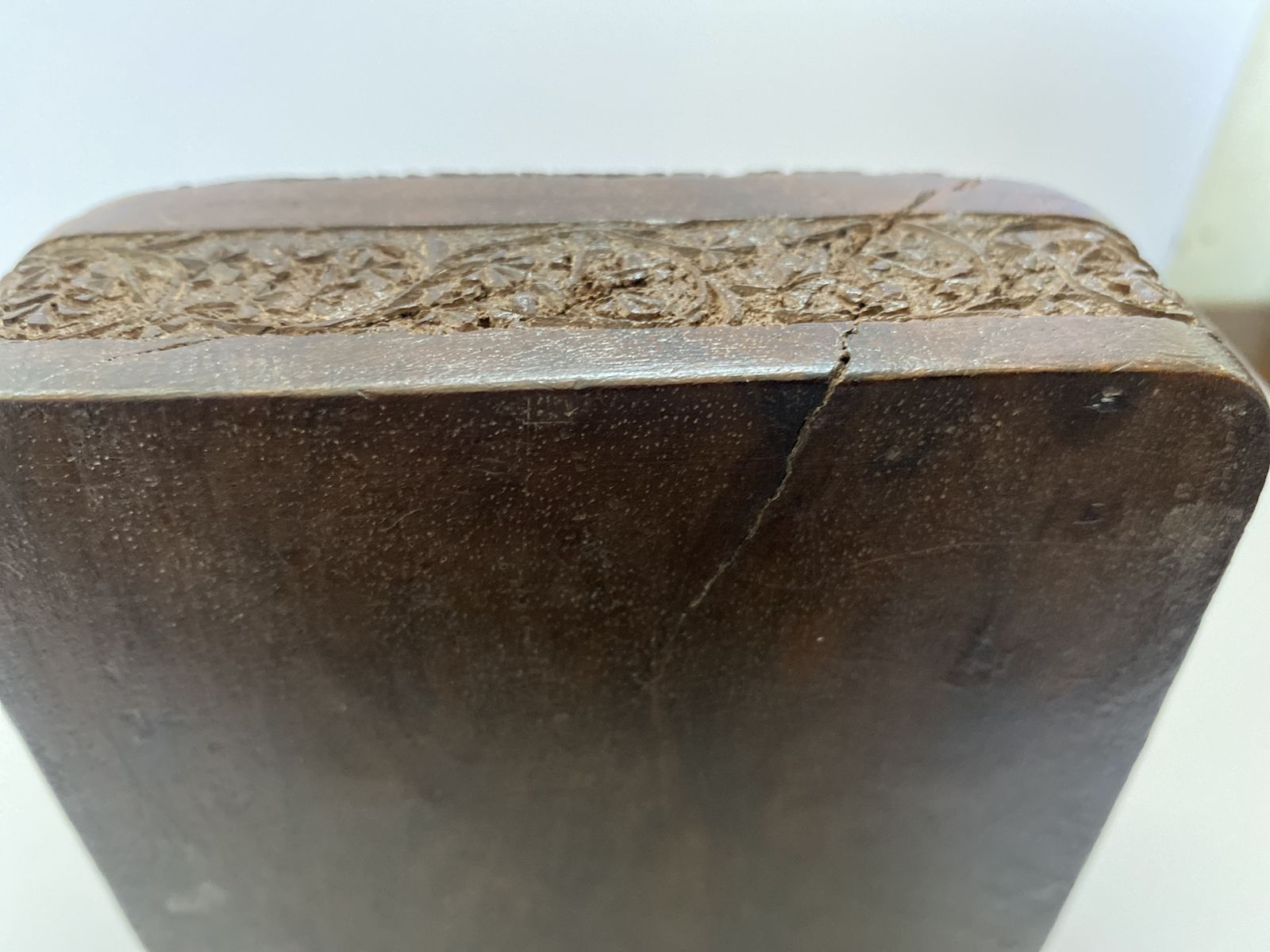 photo buy Antique, Victorian, Anglo Indian, Intricately Hand Carved Sandalwood Box