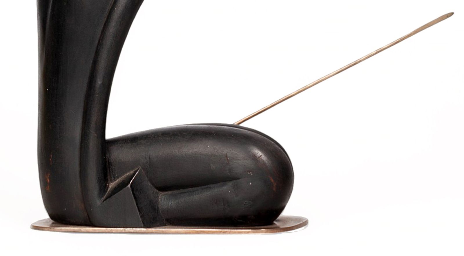 Early 20th Century Art Déco Black Wood Sculpture Of An African Warrior With A Spear By Karl Hagenauer (Werkstätte Hagenauer Wien), Austria photo vintage
