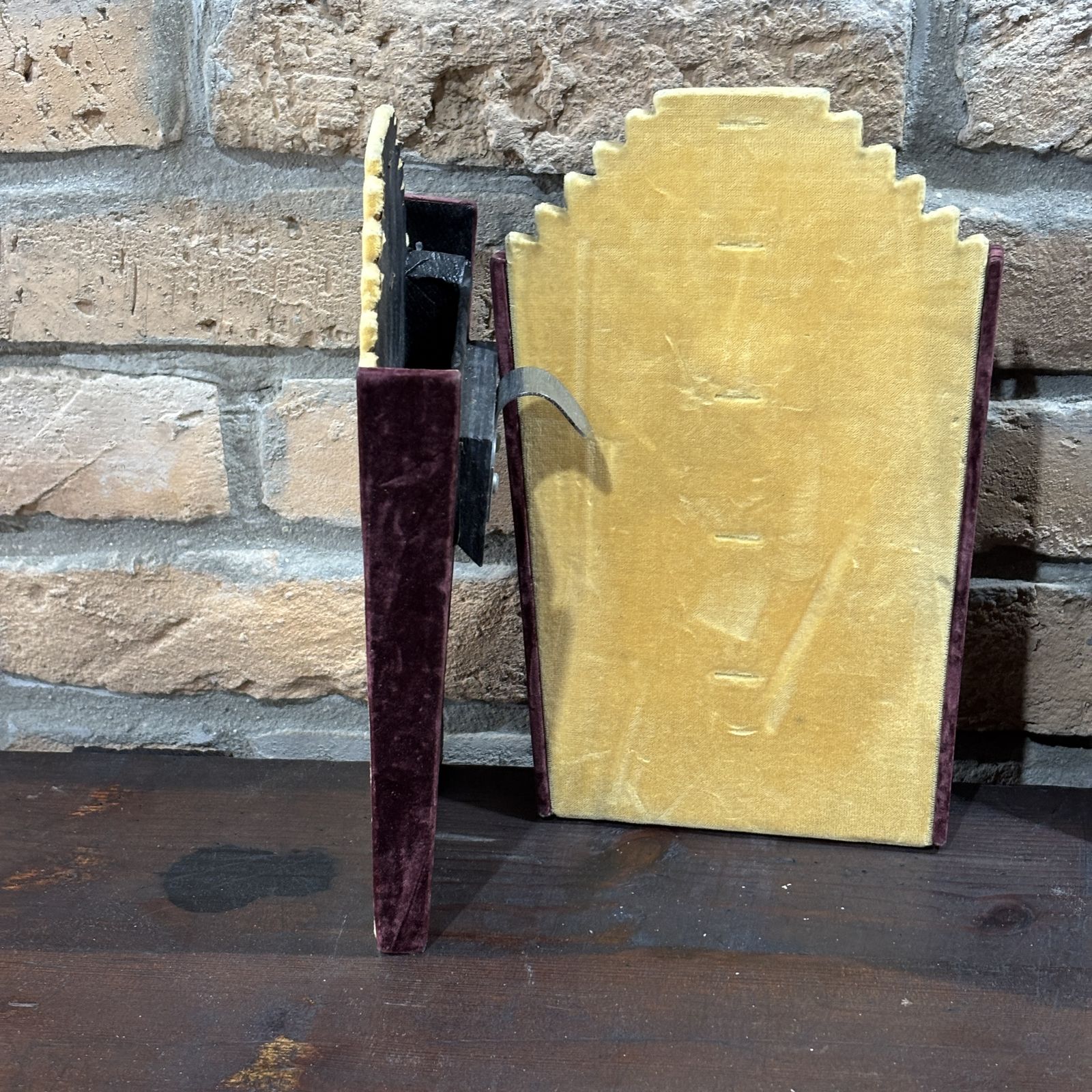 Art Deco Style Necklace Display Stands photo Home Decor