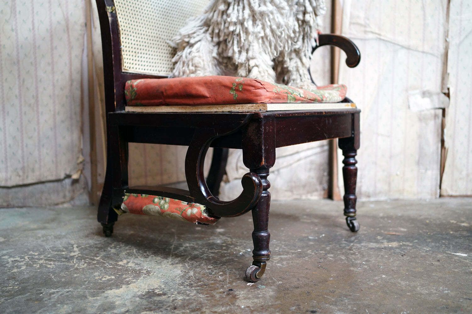 photo vinterior A Regency/William IV Period Mahogany Campaign & Silk Upholstered Armchair C.1825 37