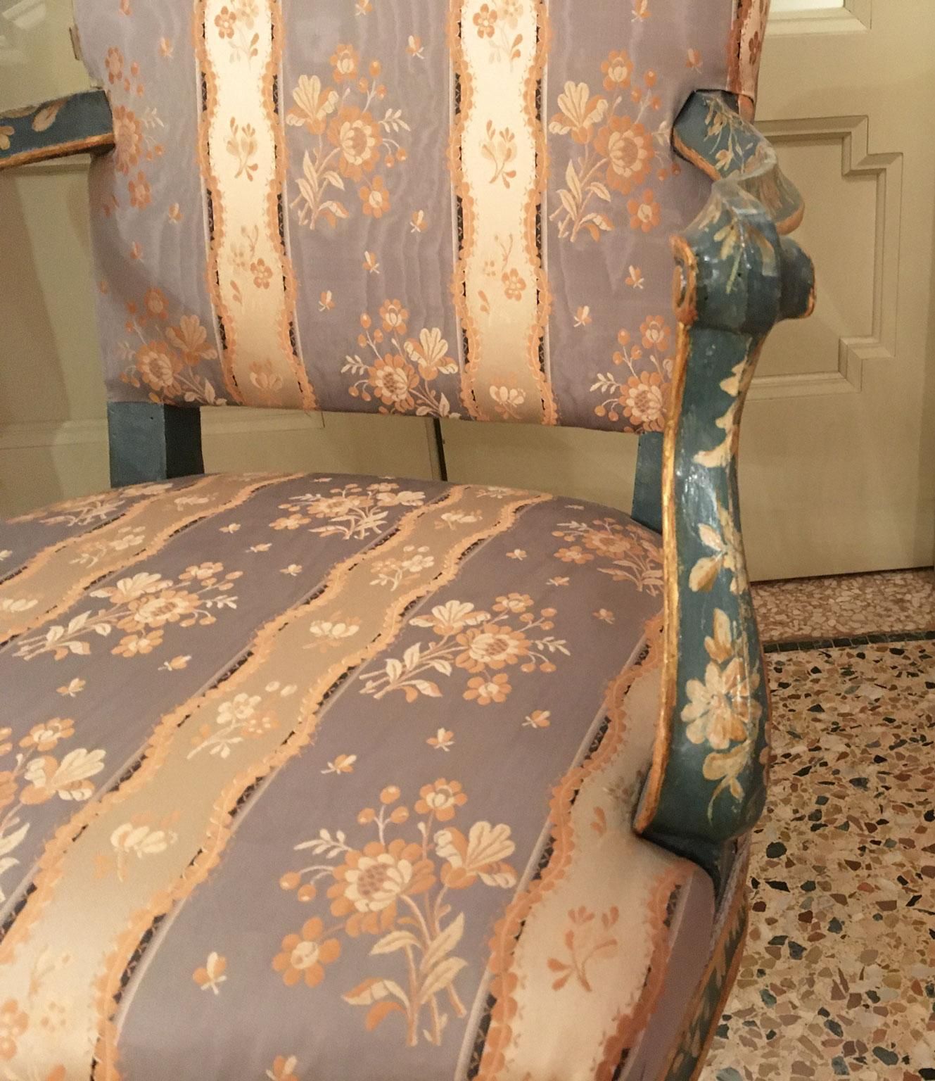 1750 Venezia Italy Set 4 Blue Lacquered Wooden Dining Armchairs With Flowers photo for sale