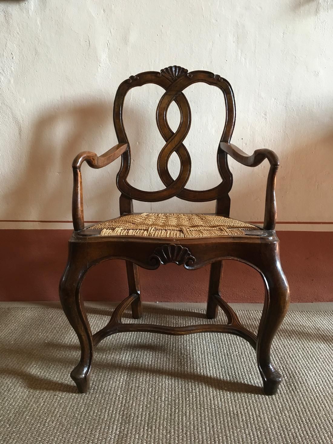 Venezia Mid 18th Century Baroque Hand Carved Walnut Armchair photo furniture