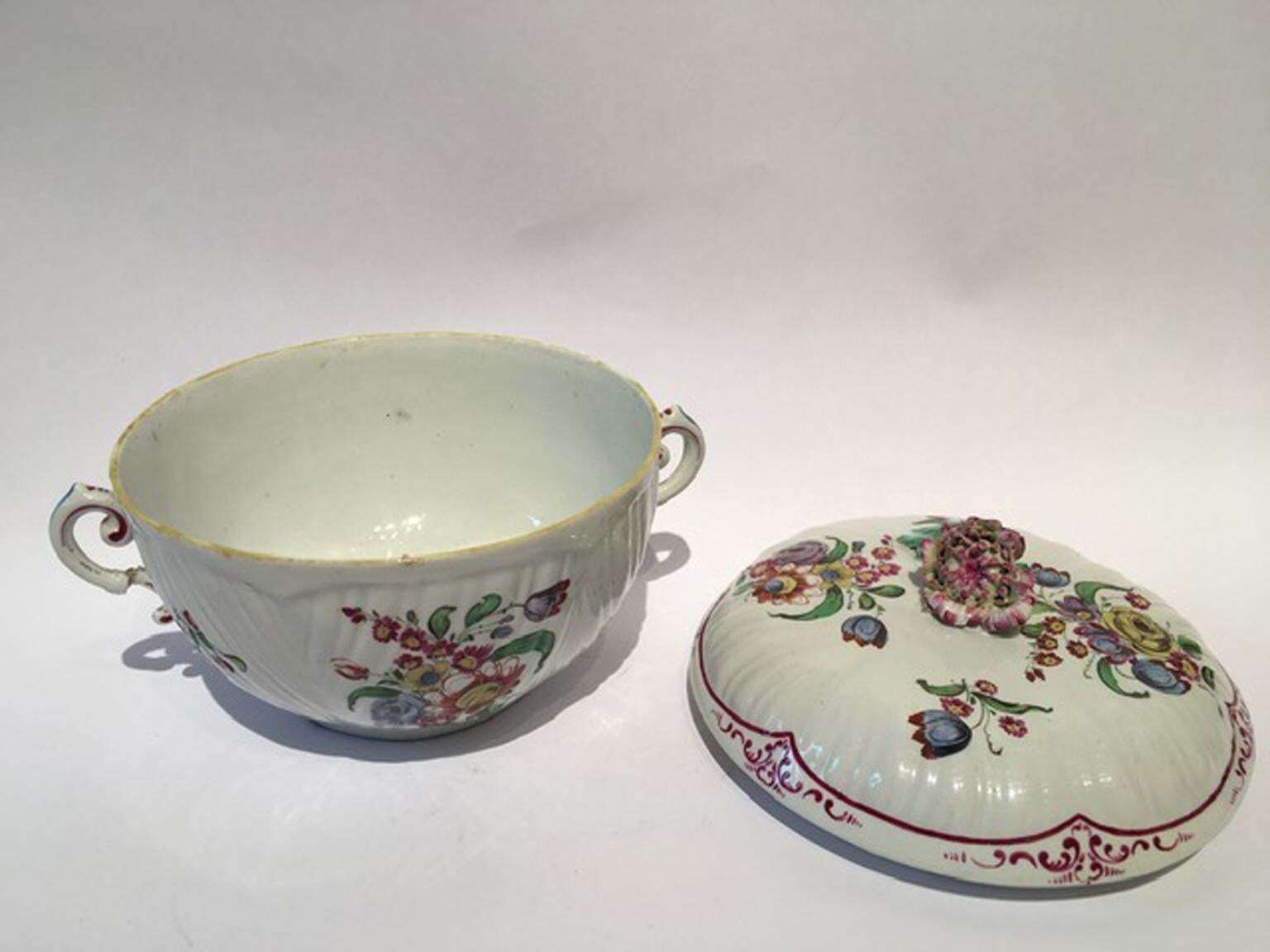 photo buy Italy 18th Century Richard Ginori Porcelain Covered Cup With Floral Drawings
