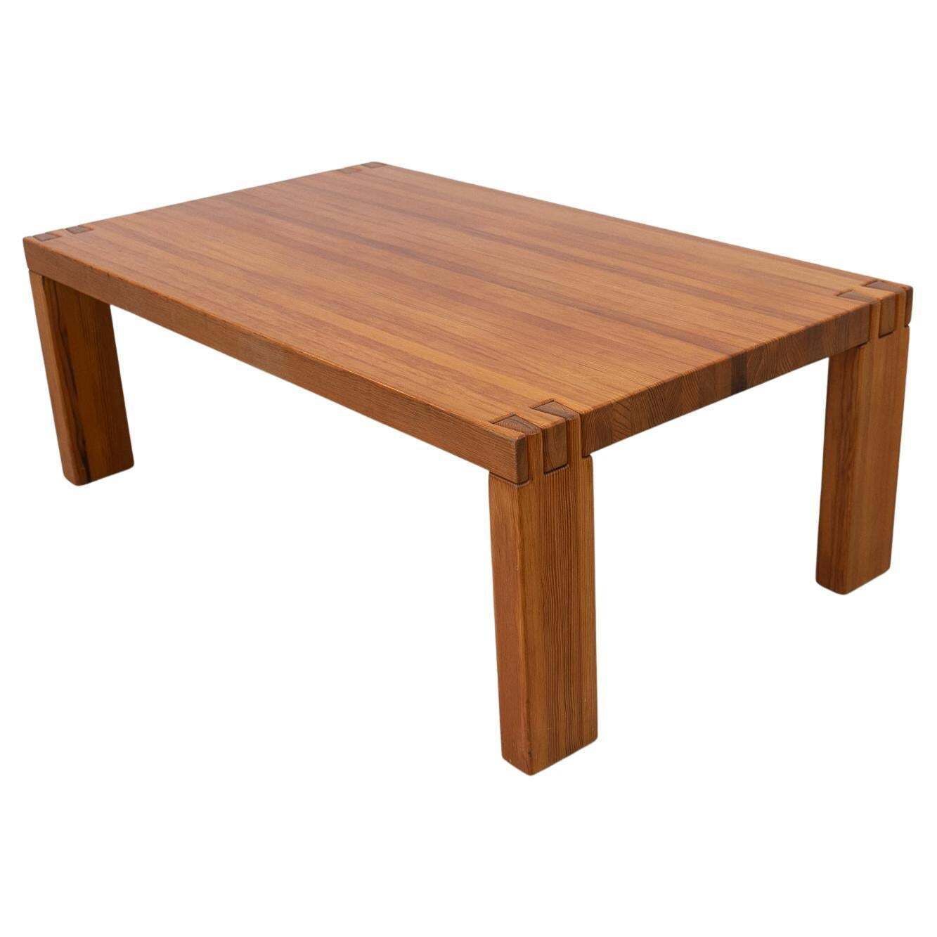 Danish Modern Rectangular Brutalist Coffee Table In Oregon Pine, 1970s.