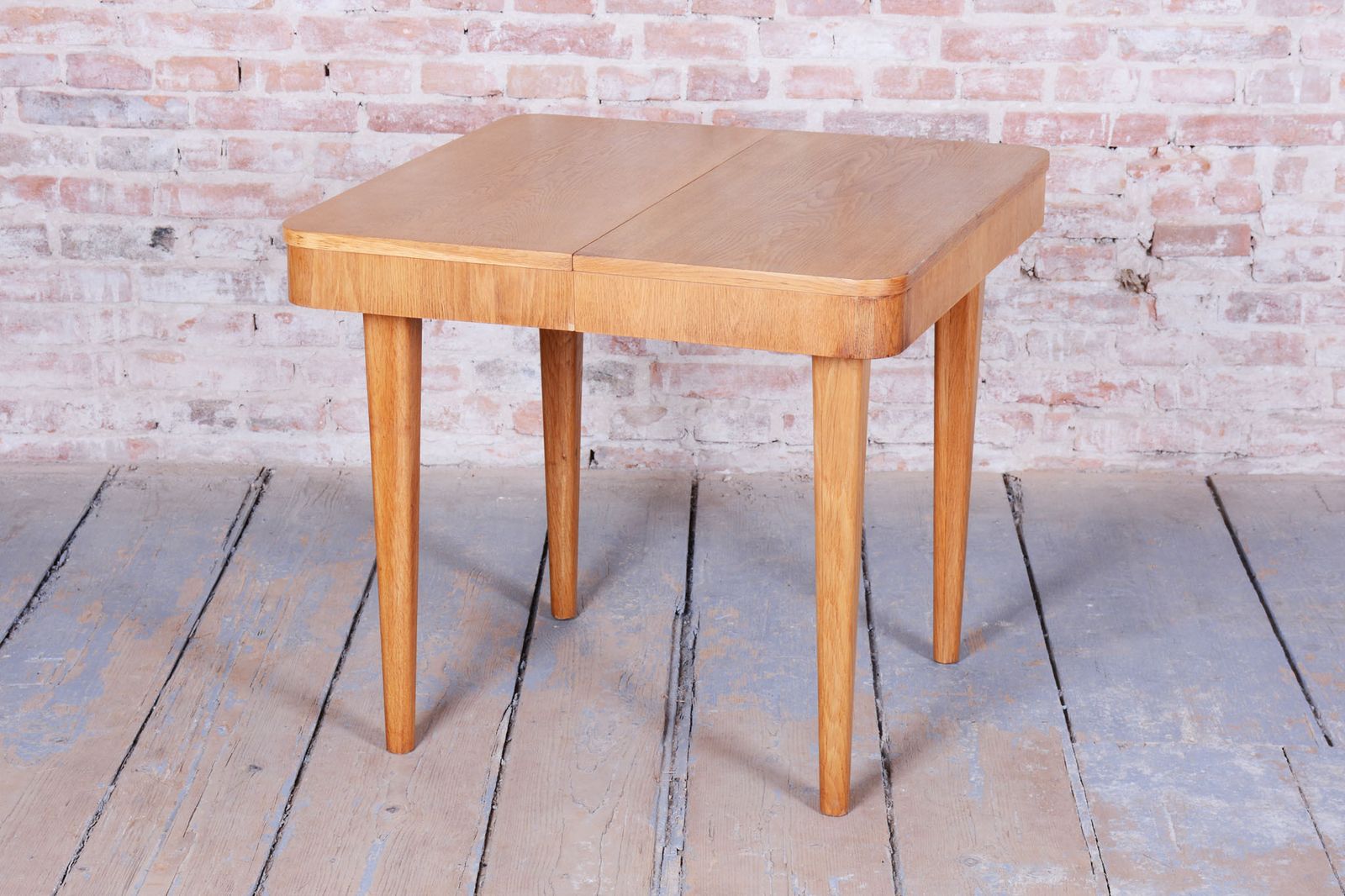 Extendable Art Deco Dining Table, By Jindřich Halabala, Up Závody, Czech, 1940s photo furniture