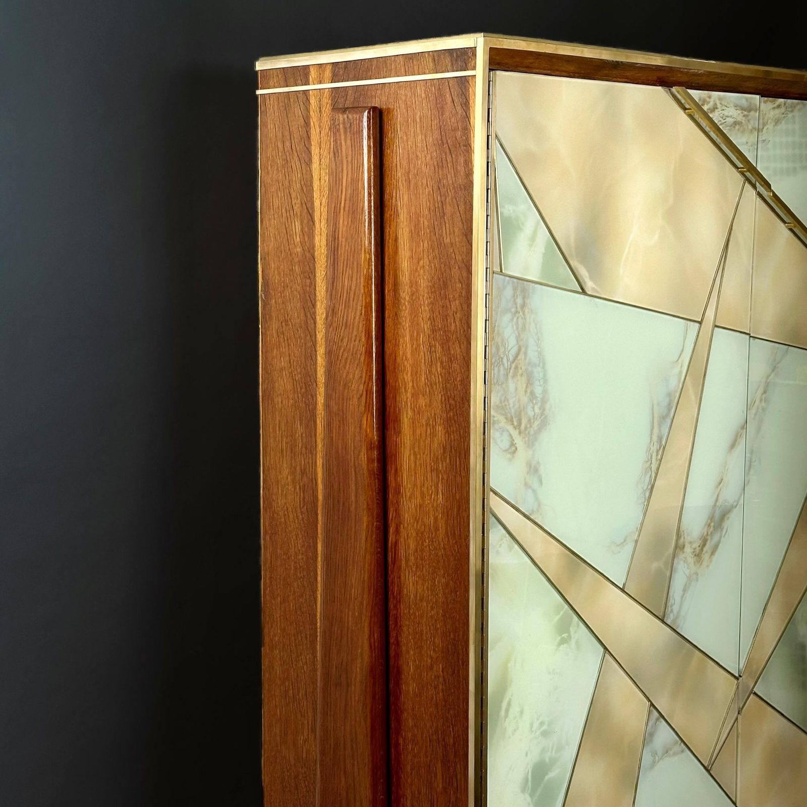 Mid Century Modern Oak Wood, Brass, Mirror & Murano Art Glass Dry Bar Cabinet photo Furniture