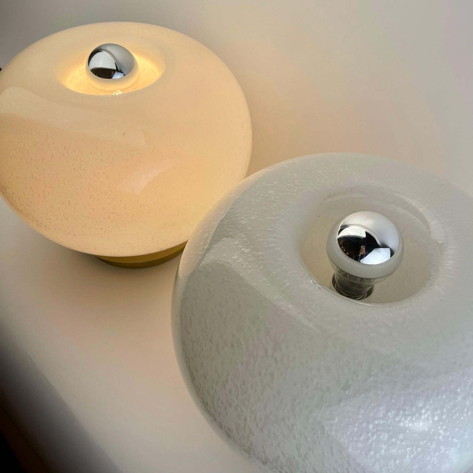 Late 20th Century Pair Of Round White Murano Art Glass & Brass Table Lamps photo furniture