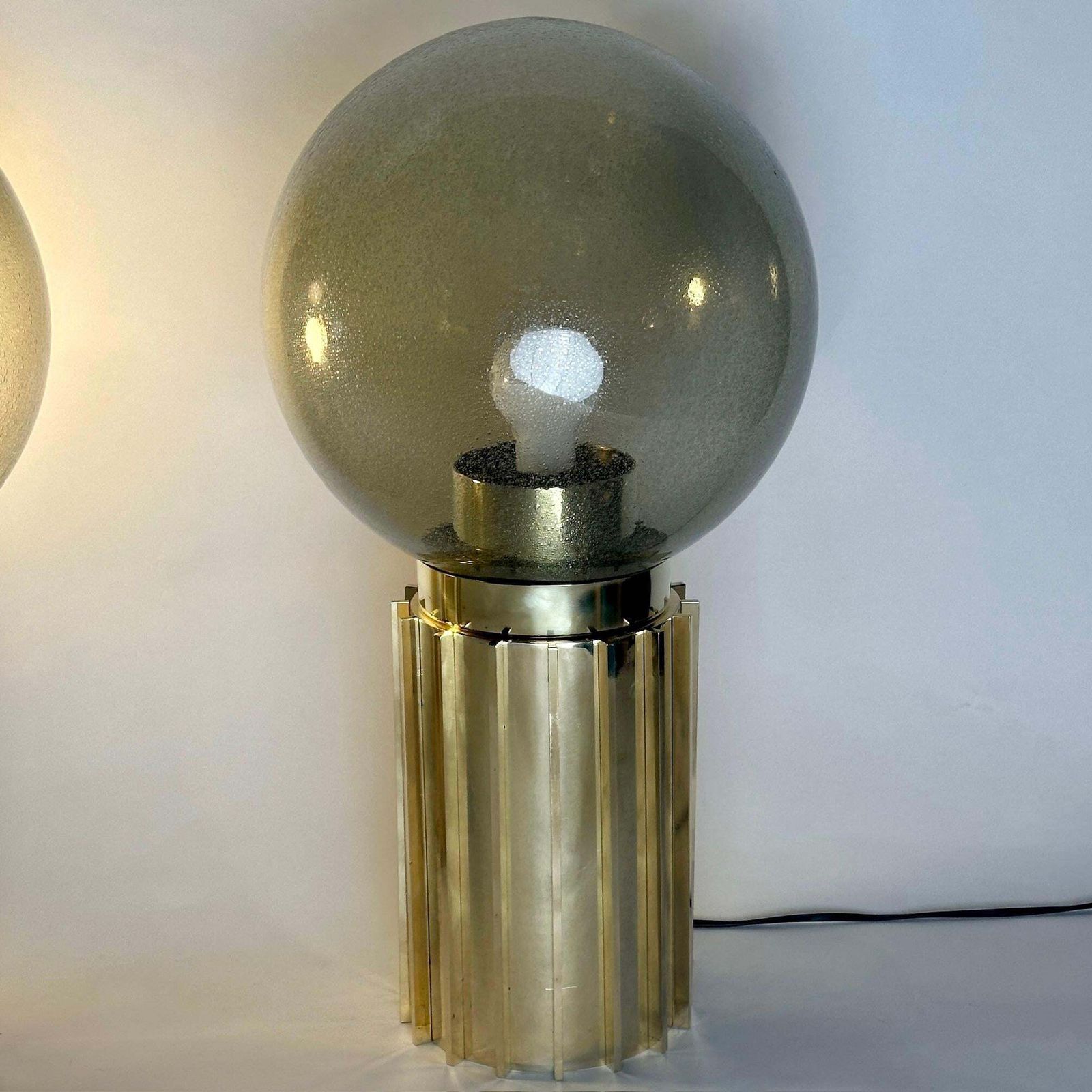 Late 20th Century Pair Of Brass & Smoked Pulegoso Murano Art Glass Table Lamps photo Lighting