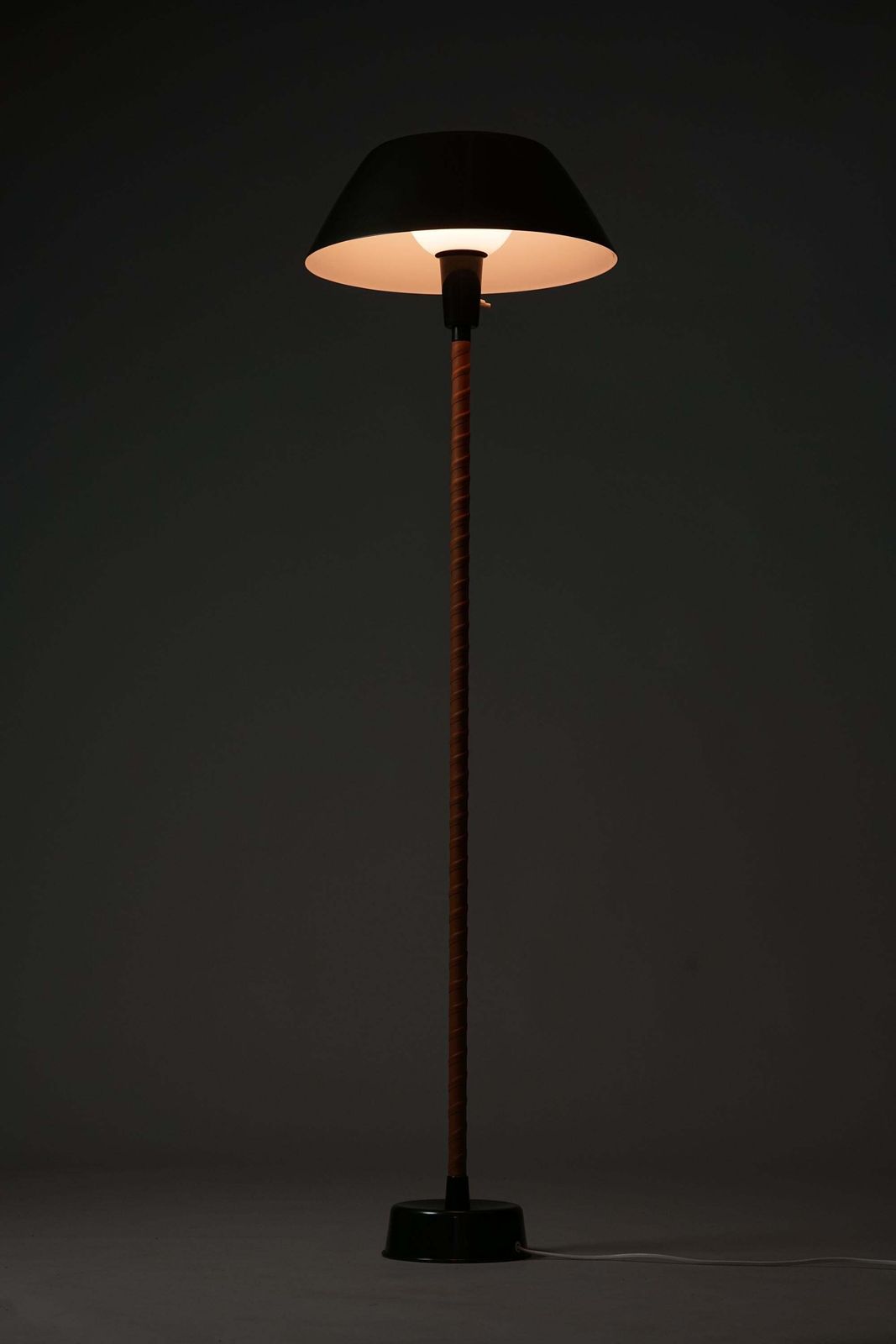 Senator Floor Lamp, Lisa Johansson Pape, 1960s photo vintage