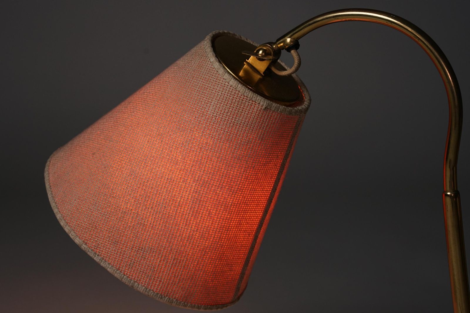 Model 9201 Table Lamp, Paavo Tynell, Taito Oy, 1940/1950s photo 9256.0