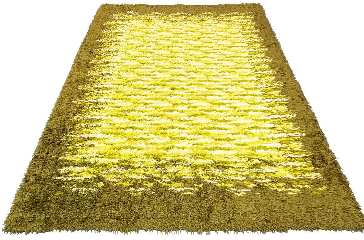 Rya Rug Shaggy Scandinavian Design Olive Green photo Textiles