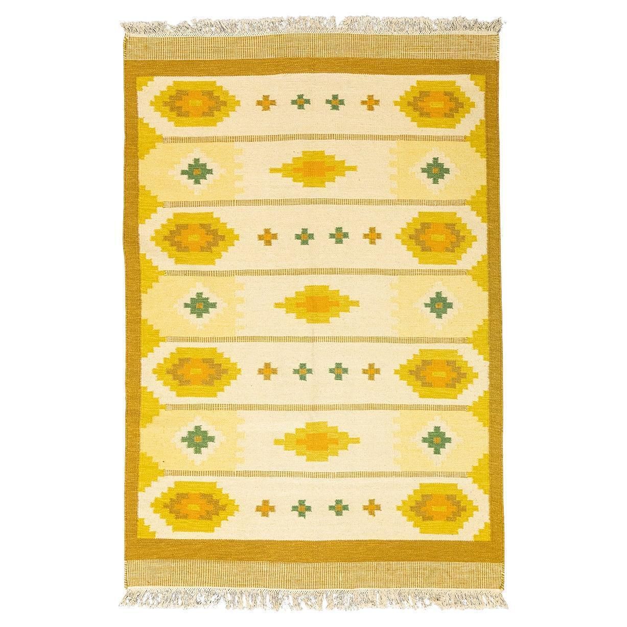 Scandinavian Rug Rollakan Cross Motif Design