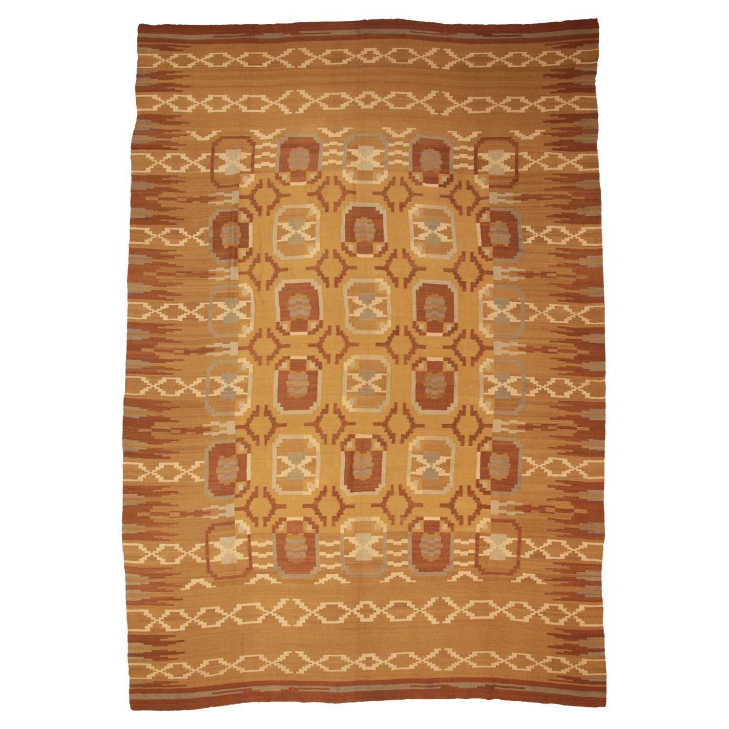 Scandinavian Rollakan Rug 9' 8" X 13' 10"