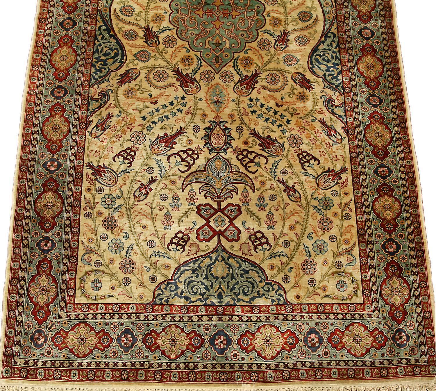 Turkish Hereke Silk Signed Extra Fine Rug, Xxi Century photo Textiles