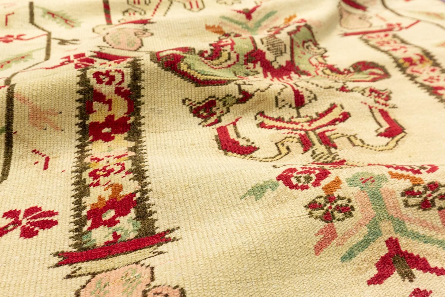 photo furniture Antique Turkish Ghiordes Rug, 1880 1900