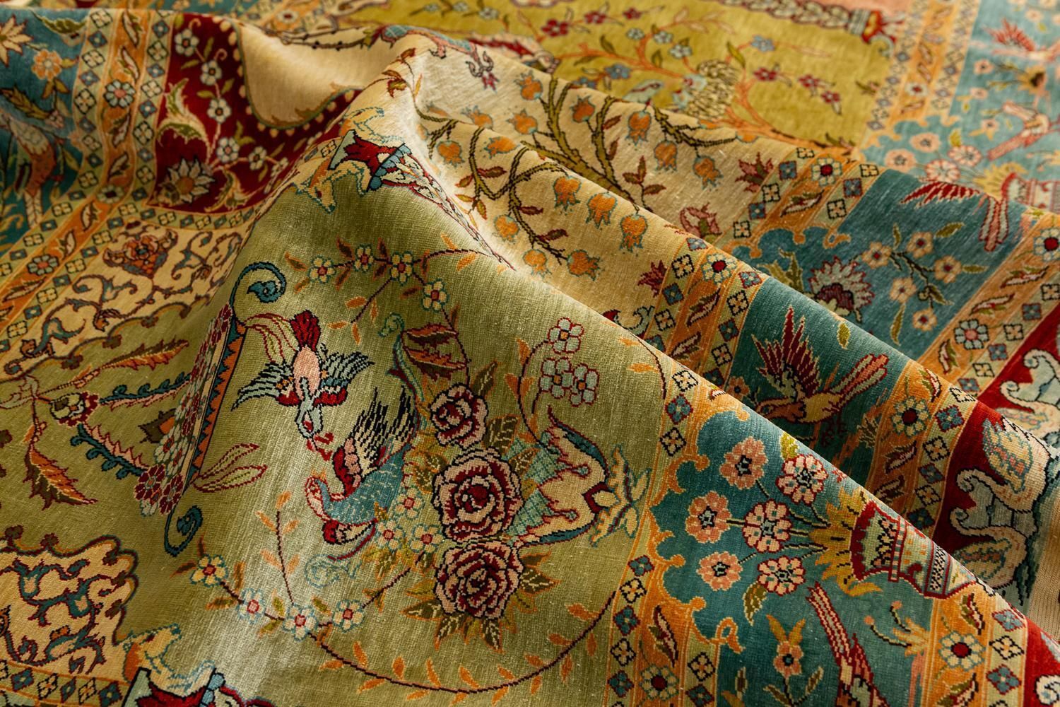 Turkish Hereke Saf Design Signed Silk Rug, 1950 1970 photo vintage
