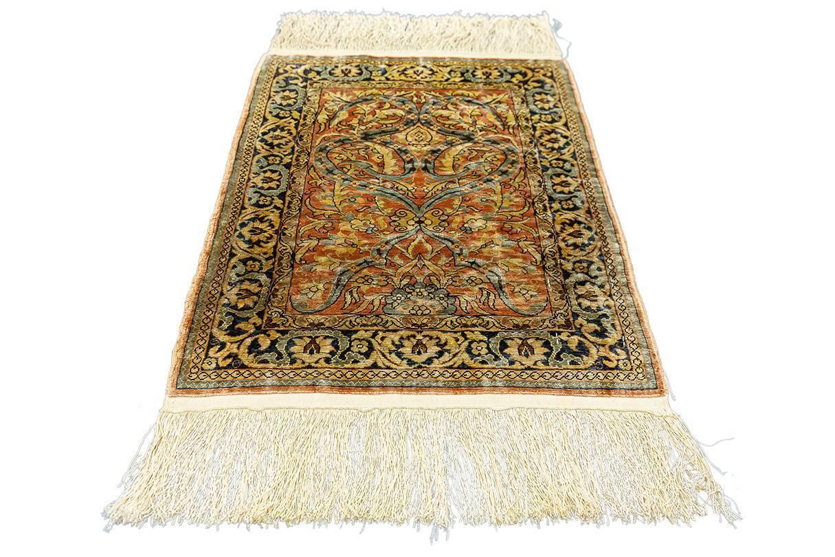 Hereke Rug Extra Silk photo Textiles
