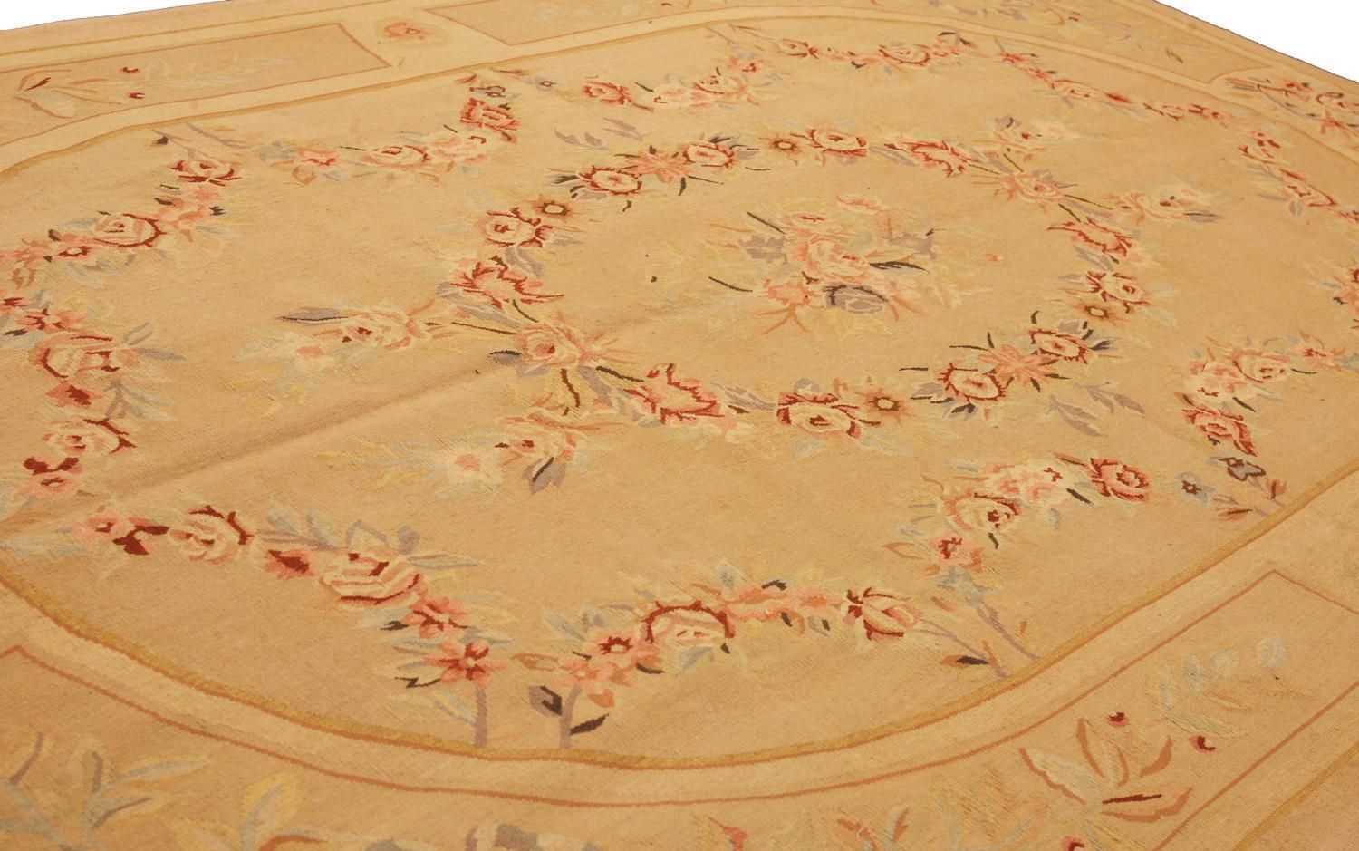 Aubusson Rug Chinese Floral Design photo vinterior