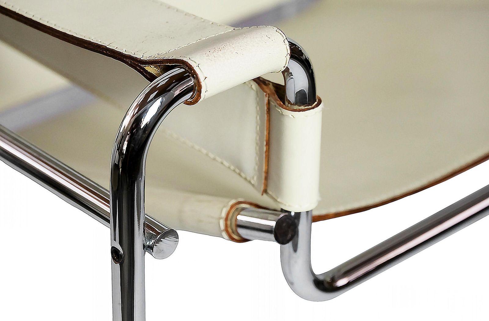 Marcel Breuer Wassily Lounge Chair By Gavina photo for sale