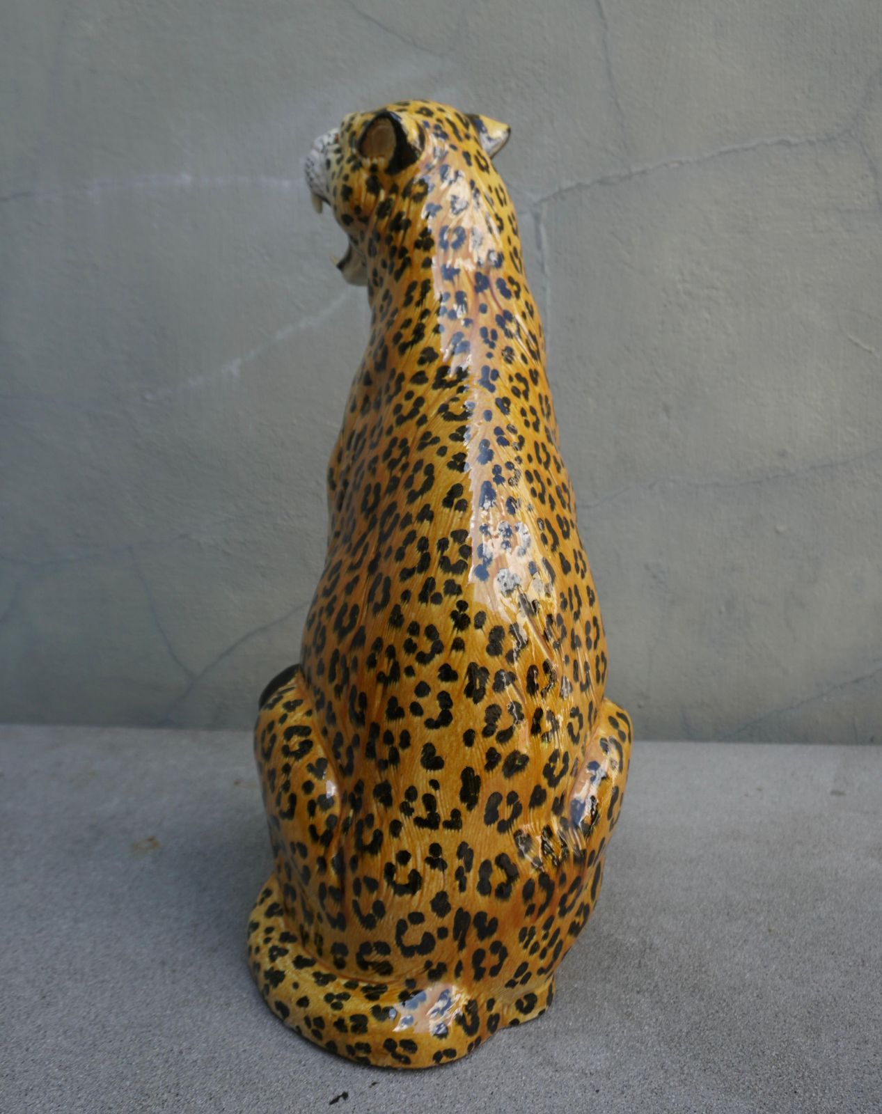 Large Italian Glazed Terracotta Leopard Cheetah Statue, 1960s Hollywood Regency photo vinterior